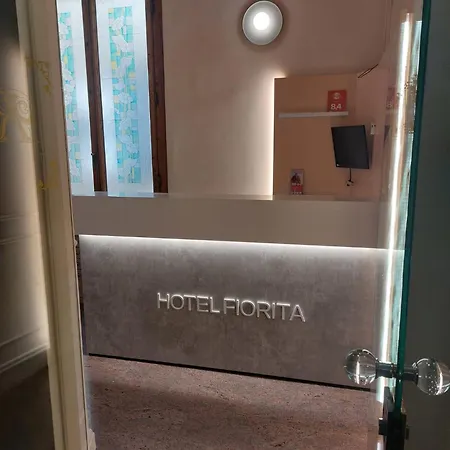 فندق Fiorita