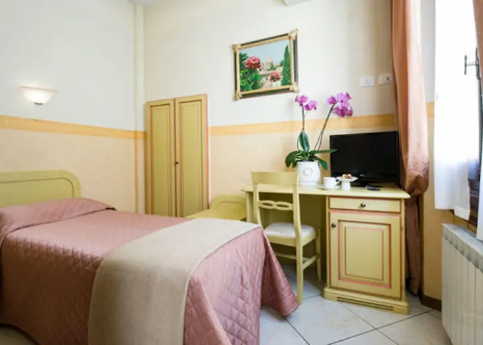 Hotel Fiorita 3*